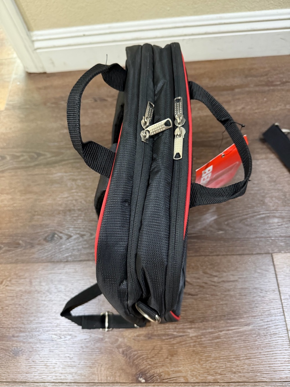 NWT BERNINA Black Travel Bag / backpack with Red Trim - Picture 11 of 13